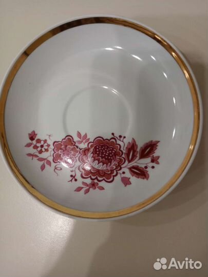 Чайные блюдца тарелки