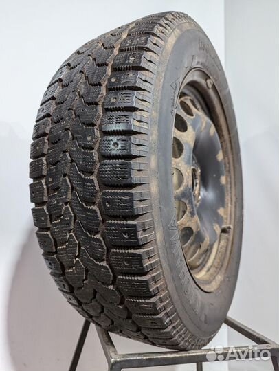 Yokohama Ice Guard Stud IG55 205/60 R16