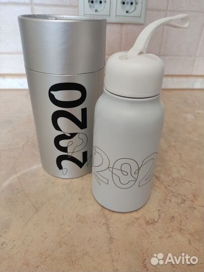 Термос, стаканы