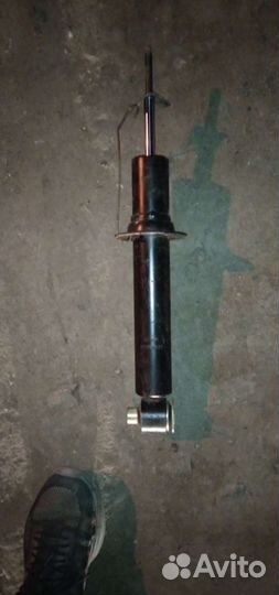 Стойки на Ауди А4