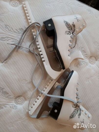 Коньки фигурные