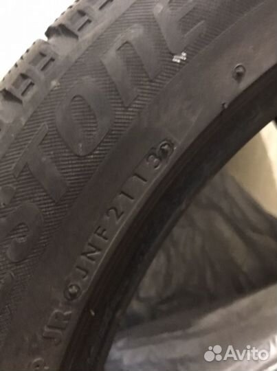 Bridgestone Blizzak VRX 225/50 R17