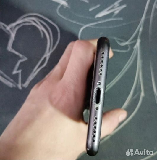 iPhone 8, 64 ГБ