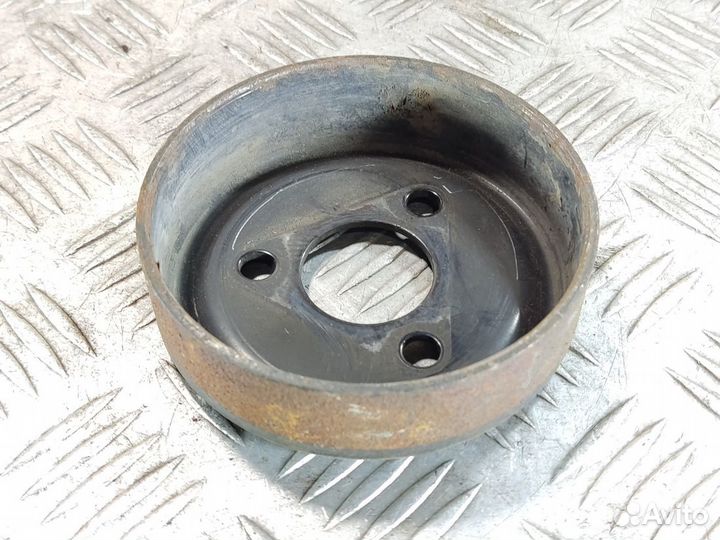 Шкив водяного насоса помпы Mazda 3 BK бк
