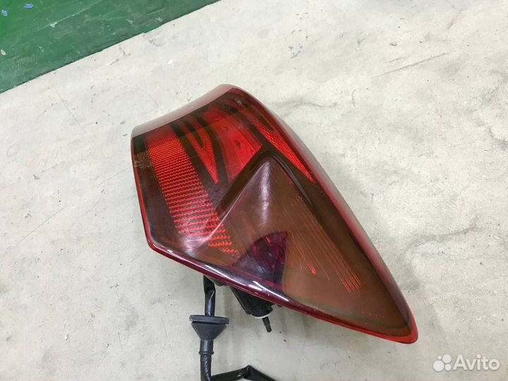 Фонарь задний правый наружный Kia Cerato 4