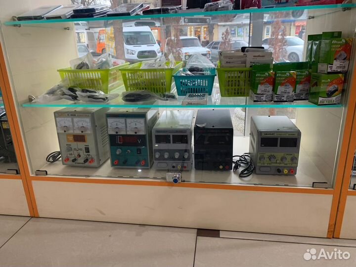 Источник питания yaxun YX-305D черный