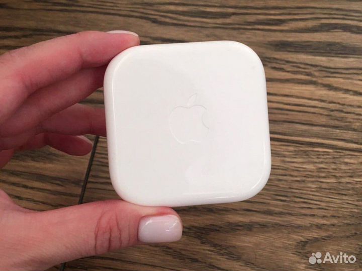 Коробка пластиковая для наушников apple 3 штуки