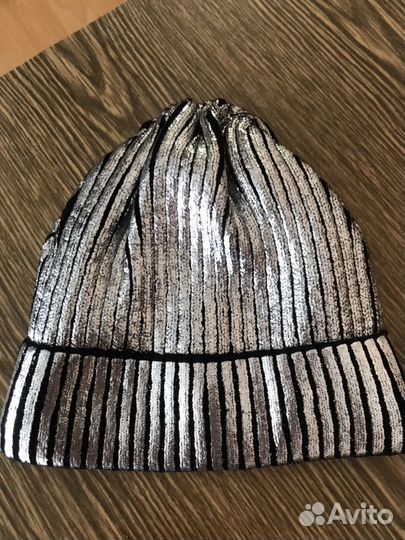Шапка новая