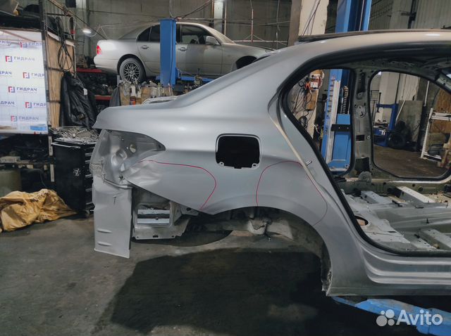 Крыло заднее правое Citroen C 4. Дефект.Вмятины.Се