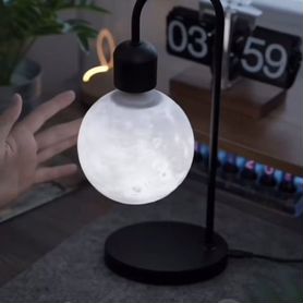 Ночник "Moon Lamp" с беспроводной зарядкой