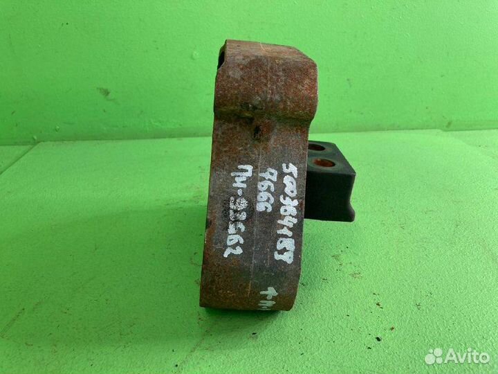 Подушка двигателя iveco stralis