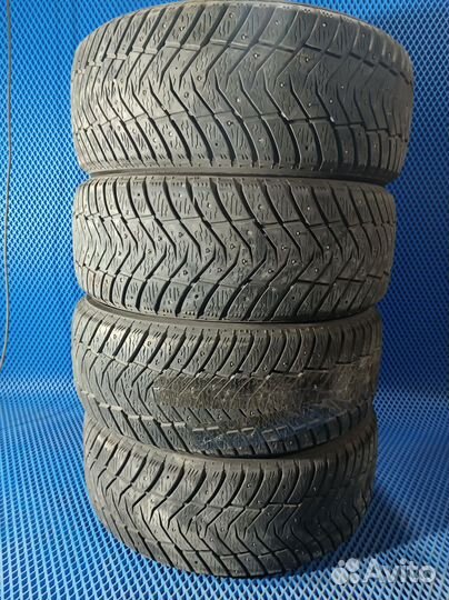 Yokohama Ice Guard IG65 215/50 R17