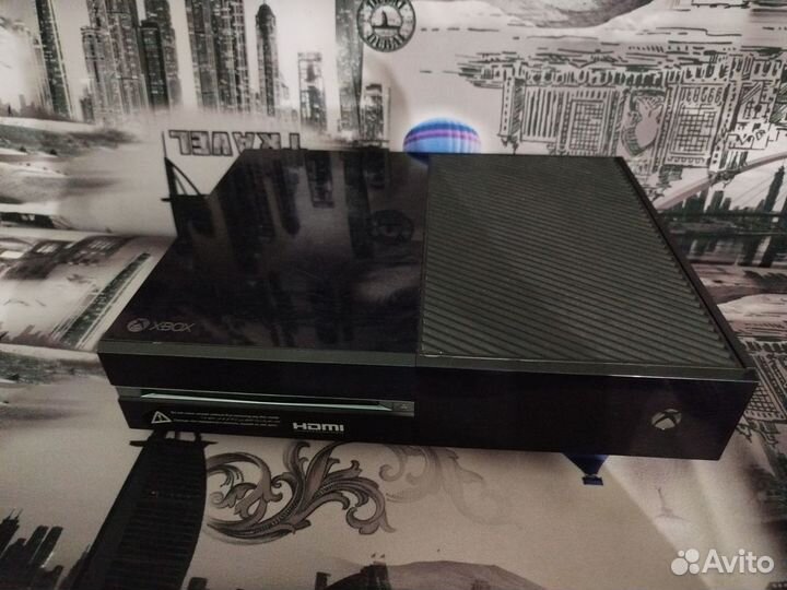 Xbox one, два джойстика, руль, монитор, переходник