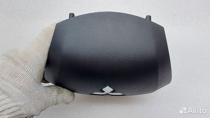 Подушка безопасности в руль Mitsubishi Outlander