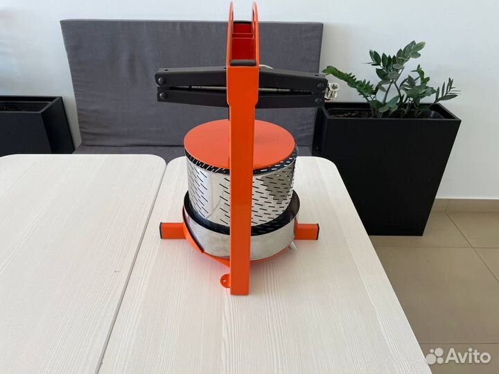 Пресс для отжима сока 10л