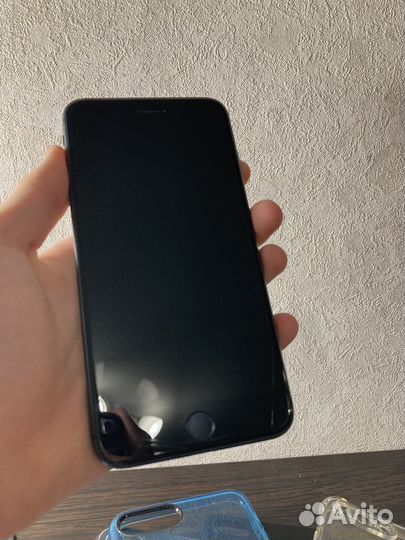 iPhone 8 Plus, 256 ГБ
