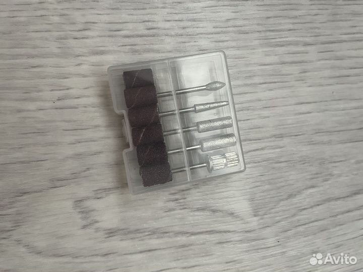 Аппарат для маникюра и педикюра