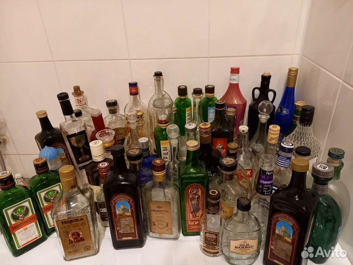 Бутылки из под текилы,виски,бальзама,ликера