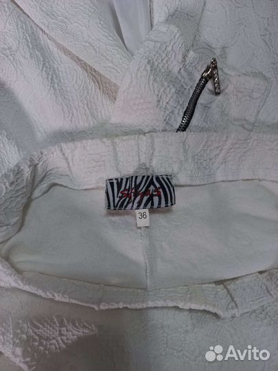 Костюм женский