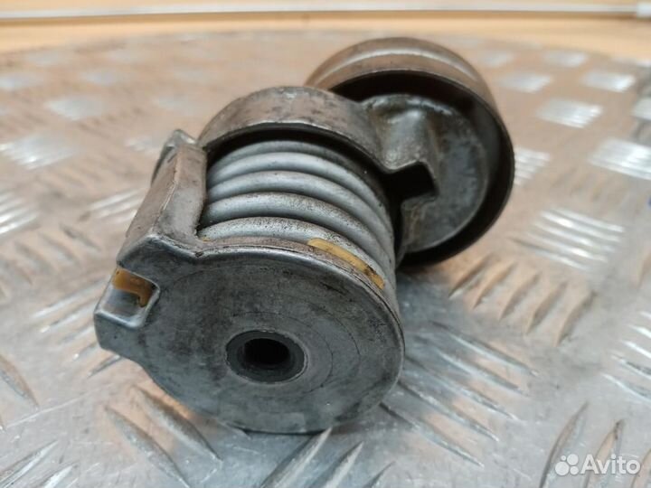 Ролик натяжной Skoda Fabia