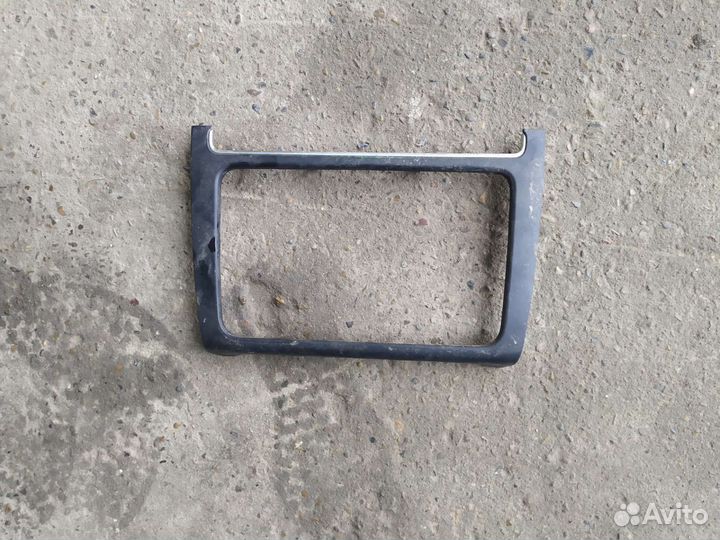 Рамка магнитолы volkswagen polo