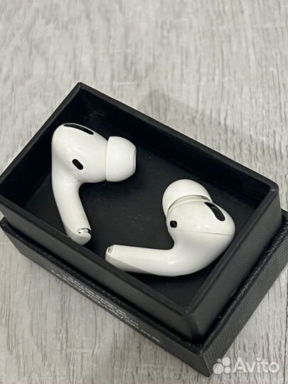 Левый/правый наушники AirPods Pro оригинал