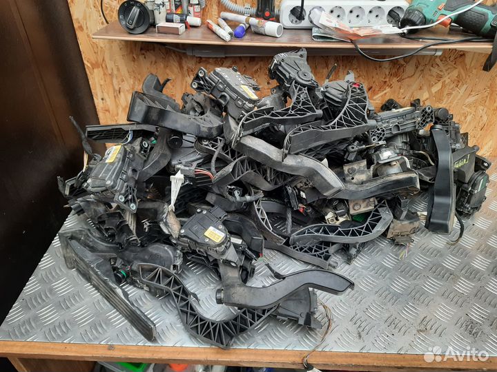 Педаль газа электронная для VAG VW audi Skoda