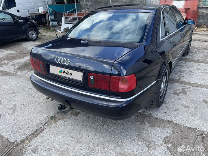 Audi A8 4.2 AT, 1997, 358 000 км