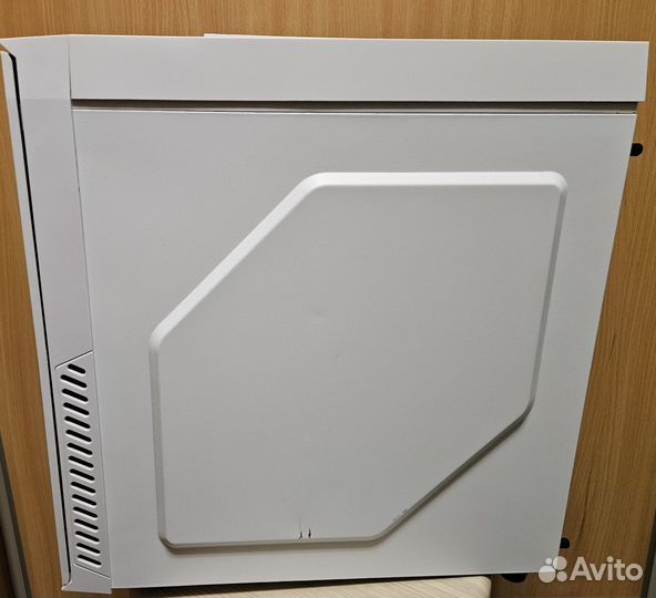 Корпус для пк Zalman R1