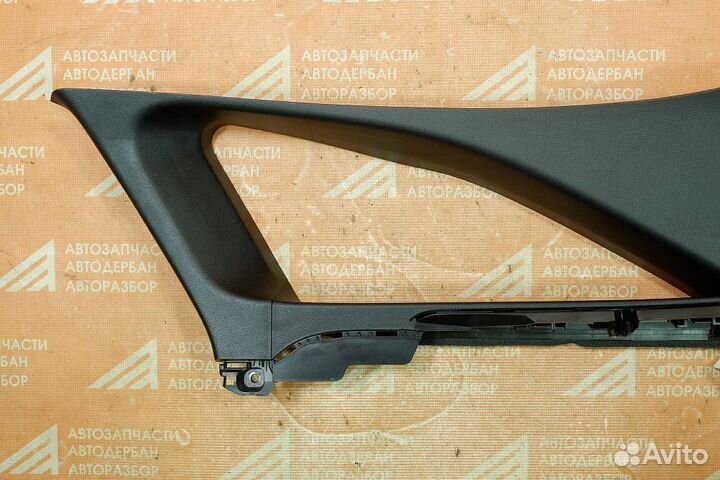 Обшивка стойки задней правой Kia Ceed CD (2018)