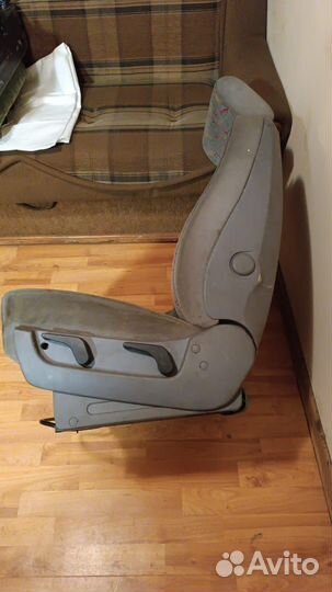 Сидение водительское Мерседес Вито 638