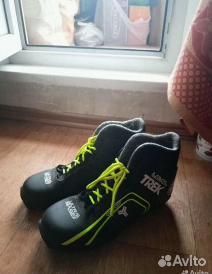 Лыжные ботинки trek