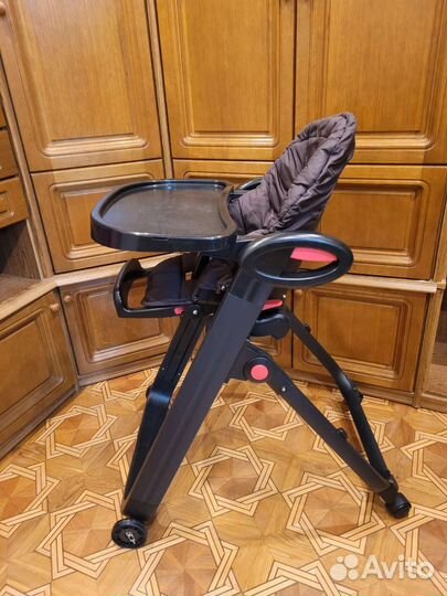 Детский столик для кормления