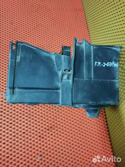 Площадка аккумулятора Ford Focus 2