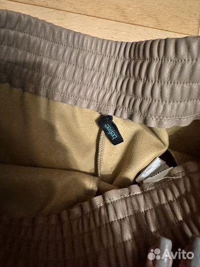 Шорты из эко кожи