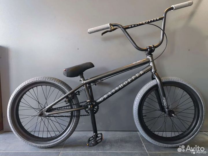 Трюковой велосипед BMX