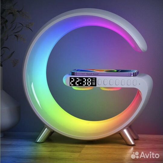 Умный RGB светильник с беспроводный зарядкой