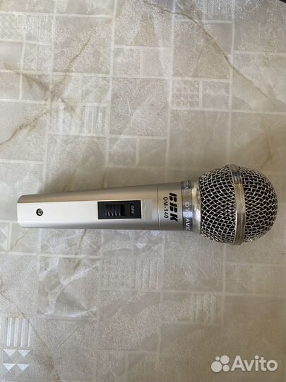 Микрофон для караоке-систем