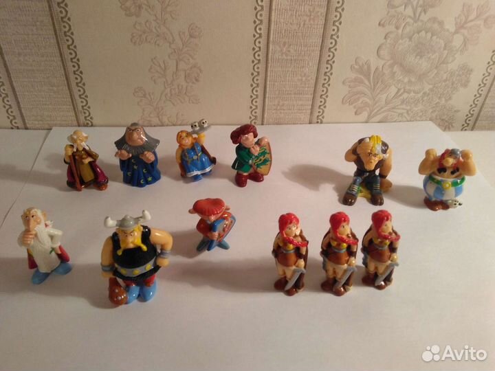 Киндер сюрприз фигурки ручная роспись