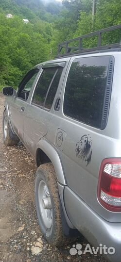 Nissan Pathfinder 3.5 AT, 2001, 100 000 км