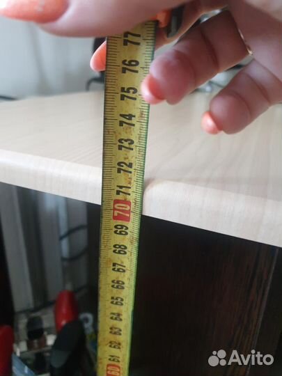 Продам стол