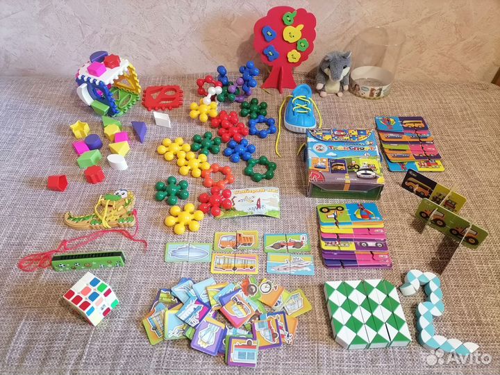 Детские развивающие игрушки