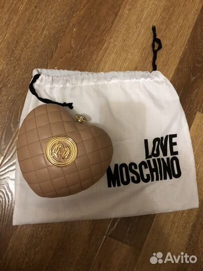 Клатч Love Moschino бежевый
