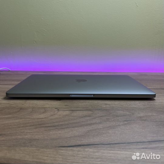 MacBook Pro 13 2018 i5/16/256 TouchBar