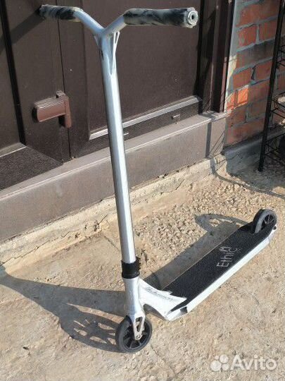 Трюковой самокат ethic erawan