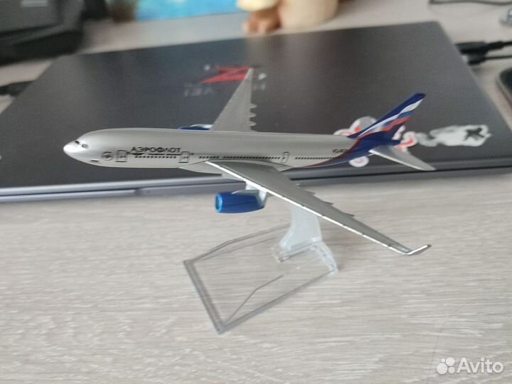 Модель самолета