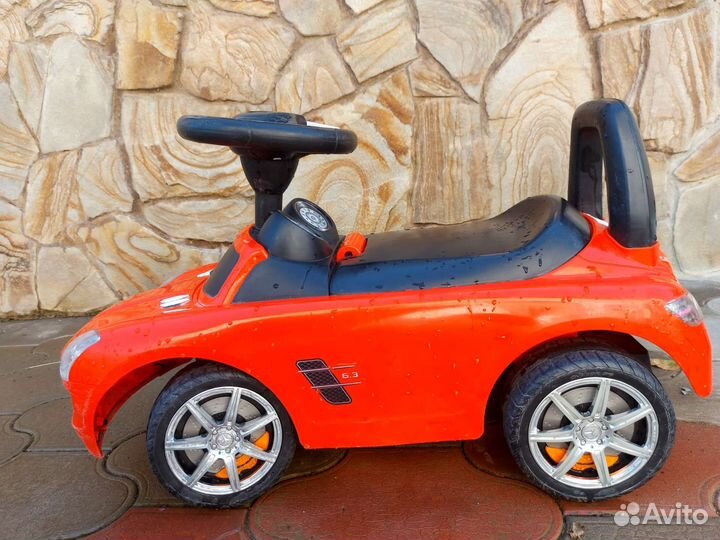 Машинка каталка толокар