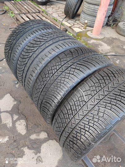 Michelin Pilot Alpin PA4 245/35 R20 и 275/30 R20 97W