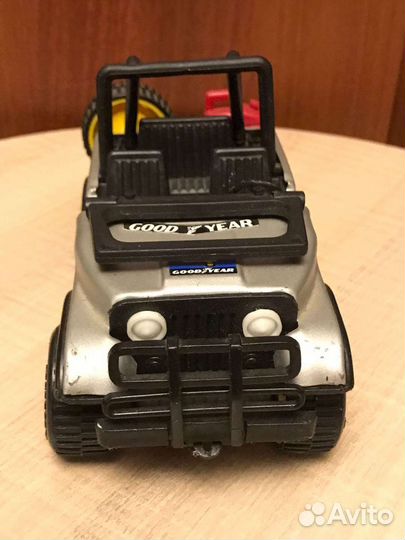 Jeep wrangler машинка 90 годов