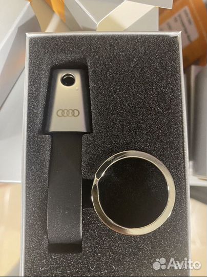 Брелок audi оригинал